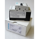 Siemens 3RV1011-0GA15 Leistungsschalter + 3RV1901-1E >...