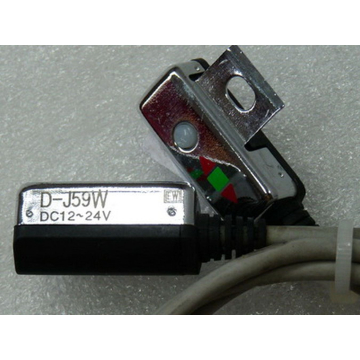 Sensor D-J59W DC 12  -  24 V ungebraucht
