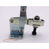 502-08 Vertical clamp with horizontal foot, manufacturer...