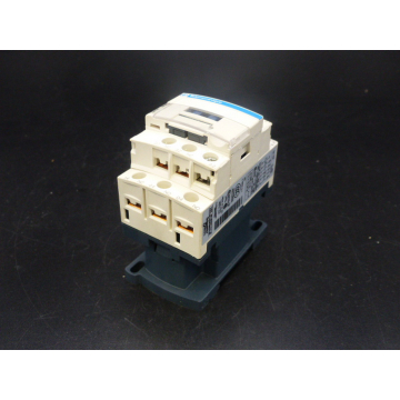 Telemecanique CAD32 contactor relay