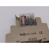 Omron G2R-2-SND relay 24 VDC 2821Y8 on relay socket 2632C